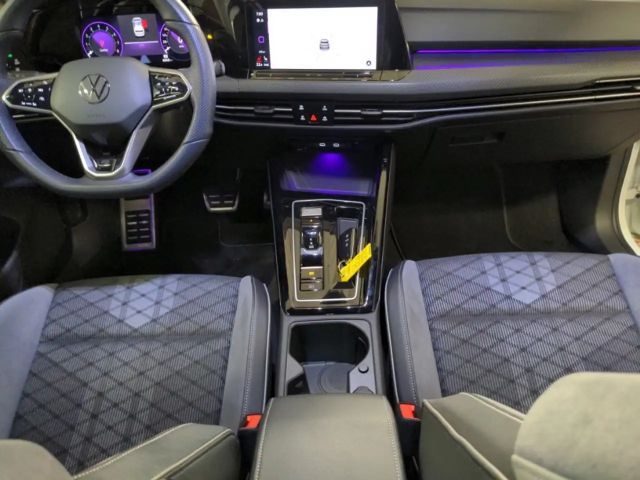 Volkswagen Golf 1.5 eTSI DSG Golf VIII R-Line