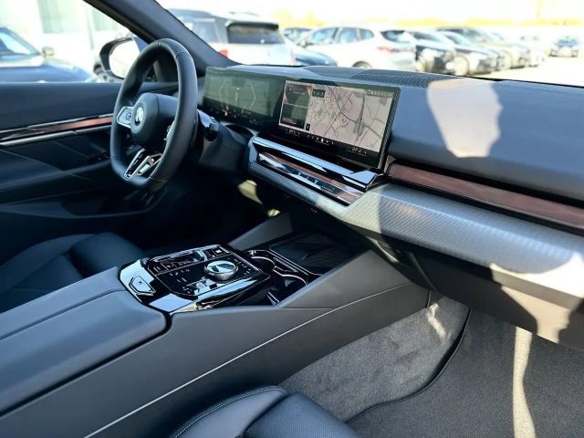 BMW 520 520d M-Sport Touring