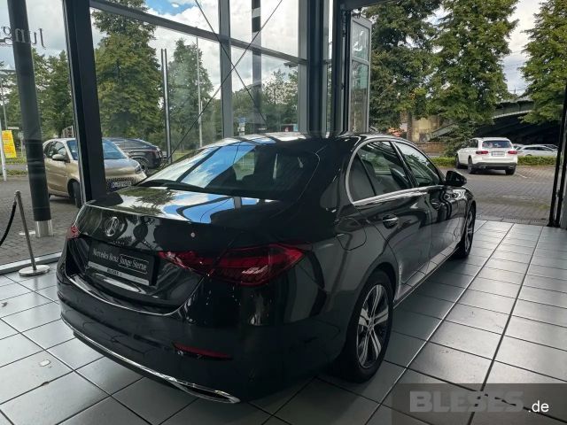 Mercedes-Benz C 200 AVANTGARDE C 200 d Sedan