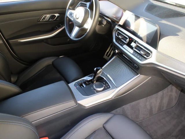 BMW 320 320i M-Sport Touring