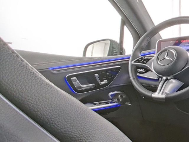 Mercedes-Benz EQE SUV 350