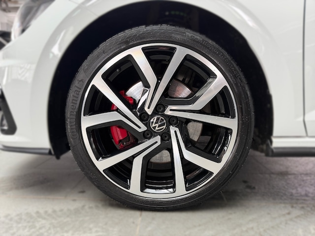 Volkswagen Polo 2.0 TSI DSG