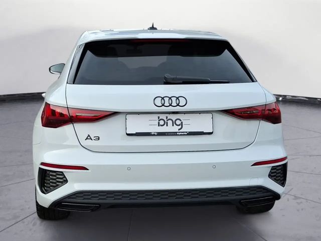 Audi A3 35 TFSI S-Line Sedan Sportback