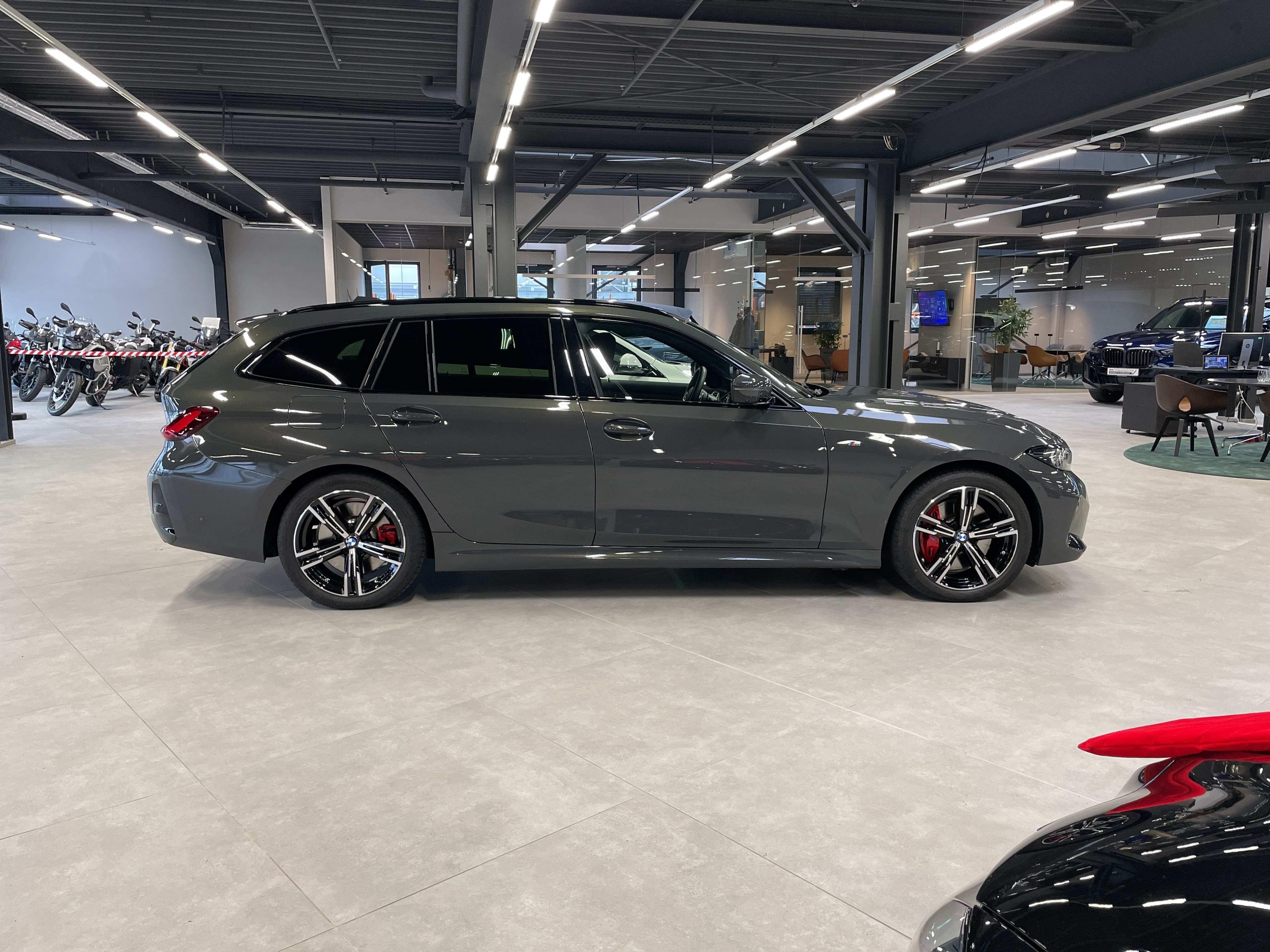 BMW 320 320d Touring xDrive