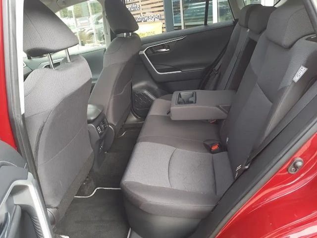 Toyota RAV4 4x2 Hybride Team D