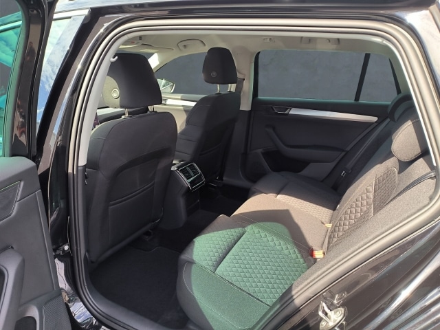 Skoda Superb 2.0 TDI Ambition Combi