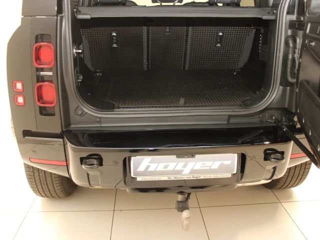 Land Rover Defender 110 D300 Dynamic SE