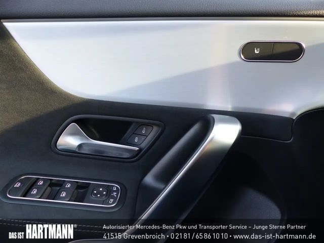 Mercedes-Benz A 200 AMG Line