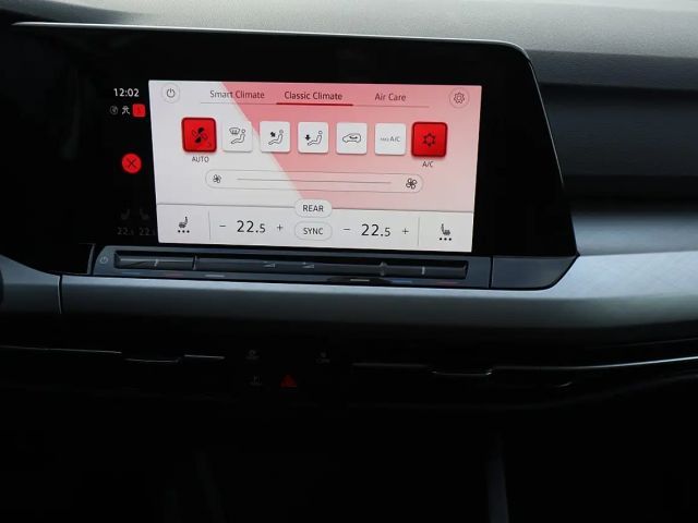 Volkswagen Golf DSG Life Variant