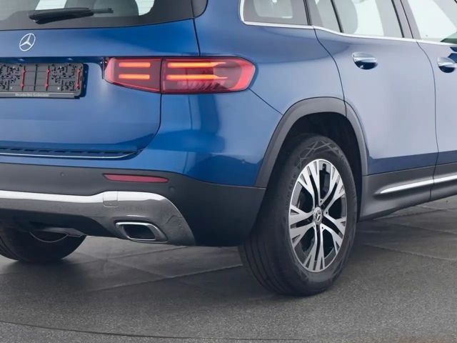 Mercedes-Benz GLB 200 7Sitzer Standheizung 360°Kamera Totwink