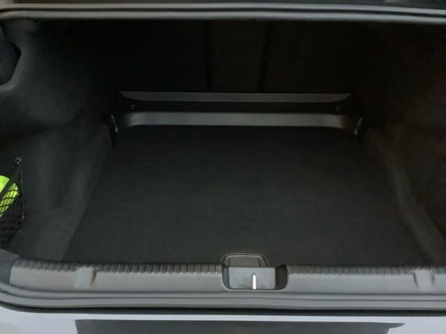 Mercedes-Benz EQE 300 AMG Line Sedan