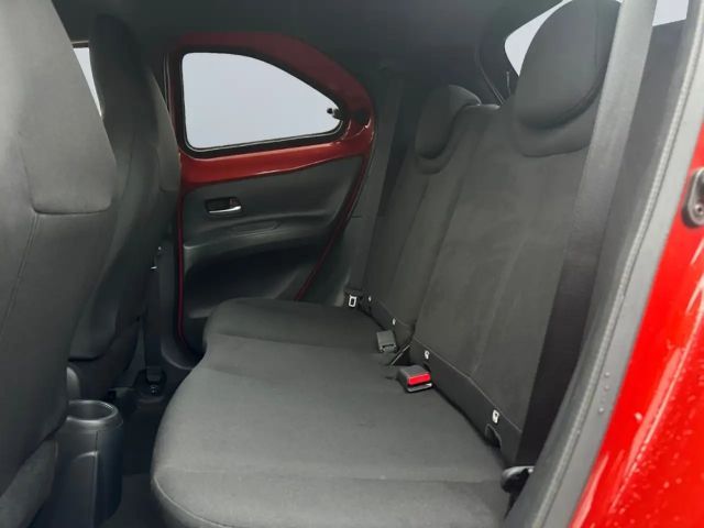 Toyota Aygo X Bi-Tone Hatchback Pulse