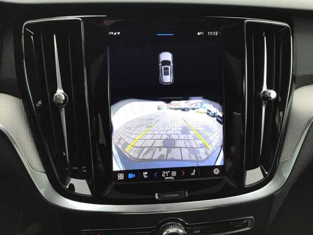 Volvo V60 Cross Country AWD Plus