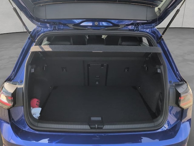 Volkswagen Golf DSG R-Line