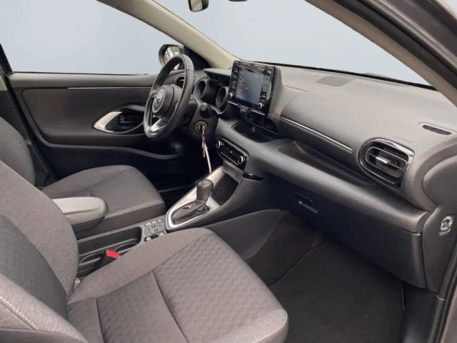 Toyota Yaris Hatchback Hybride Team D