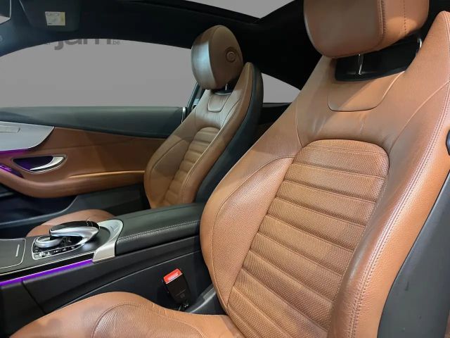 Mercedes-Benz C 220 AMG Line C 220 d Coupé