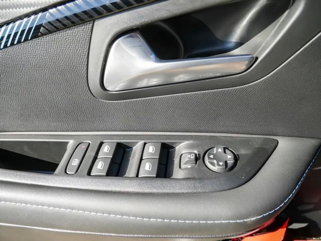 Peugeot E-208 Allure Pack