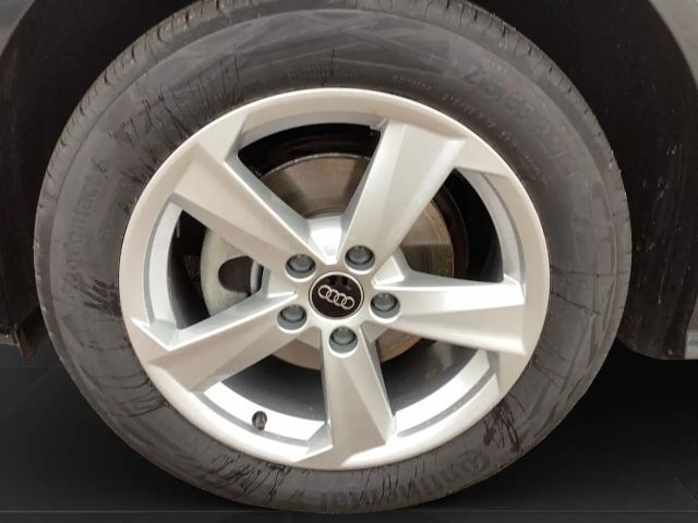 Audi Q2 35 TFSI S-Line