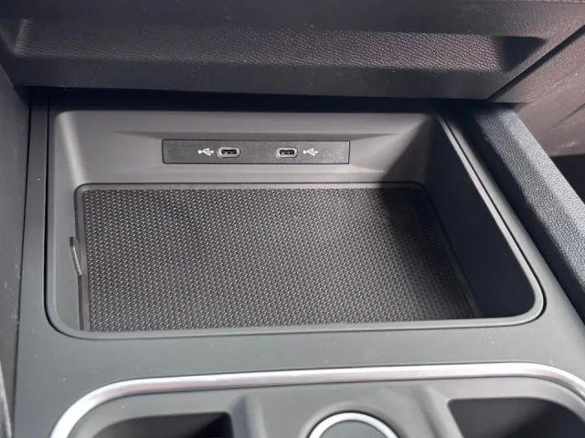 Seat Leon 1.5 eTSI DSG FR-lijn Sportstourer