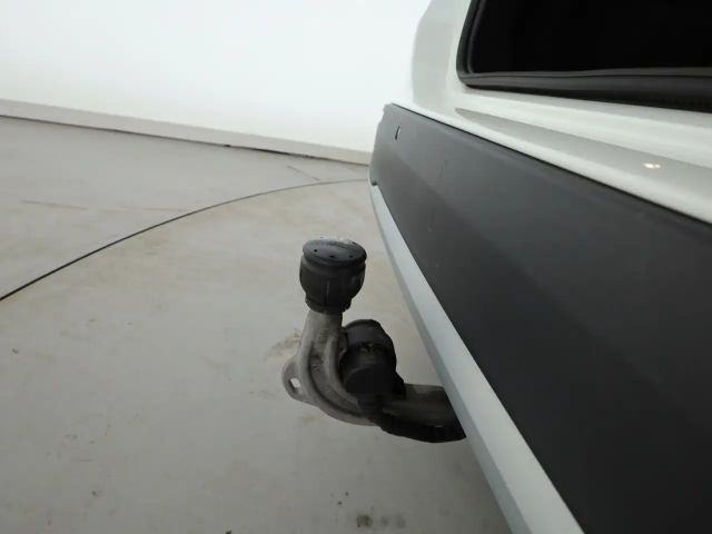 Mercedes-Benz GLA 250 GLA 250 e