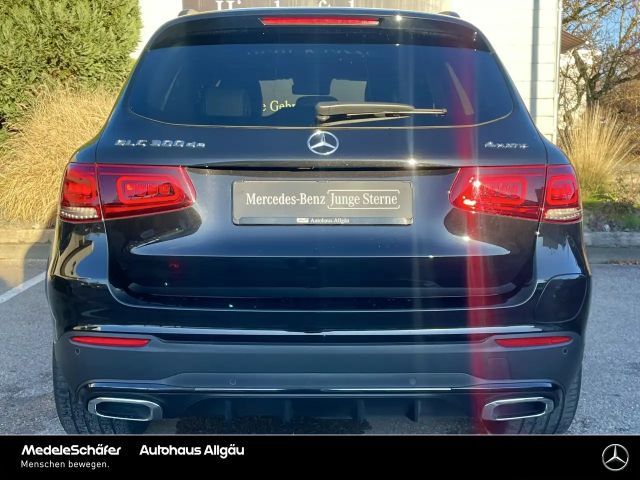 Mercedes-Benz GLC 300 4MATIC AMG Line