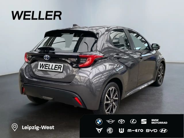 Toyota Yaris Hatchback Hybride Team D