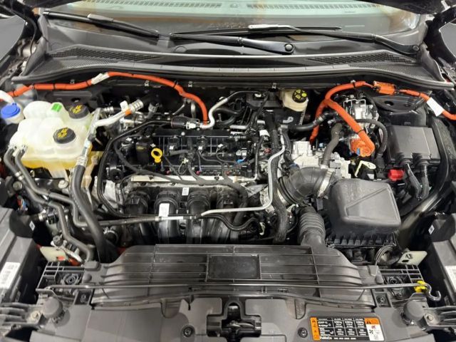 Ford Kuga Plug in Hybrid ST Line X