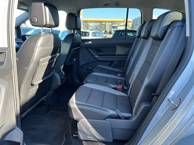 Volkswagen Touran ACT DSG