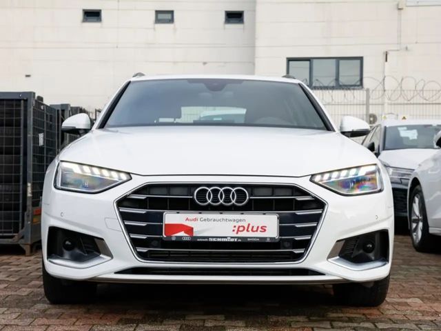 Audi A4 35 TFSI Avant S-Line