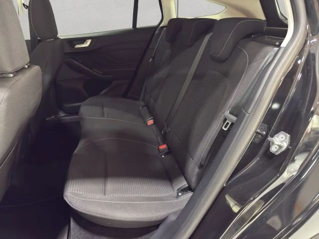 Ford Focus EcoBoost Titanium Wagon