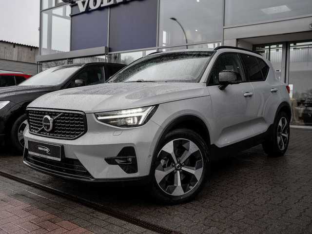 Volvo XC40 Dark Plus