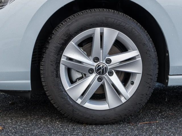 Volkswagen Golf 1.5 TSI Golf VIII Life Variant