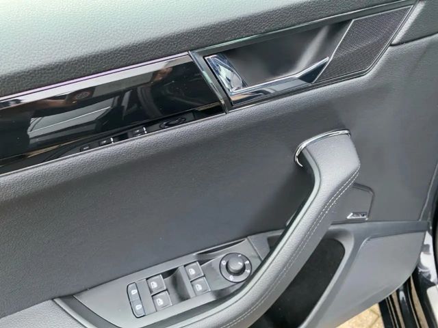 Skoda Superb 1.4 TSI Combi iV