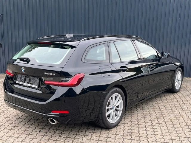 BMW 320 320d Touring