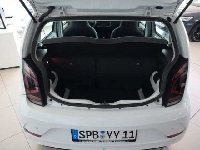 Volkswagen up! /DAB/KAMERA/PDC/BLUETOOTH