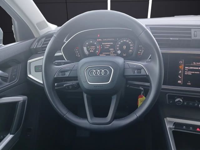 Audi Q3 35 TDI S-Tronic