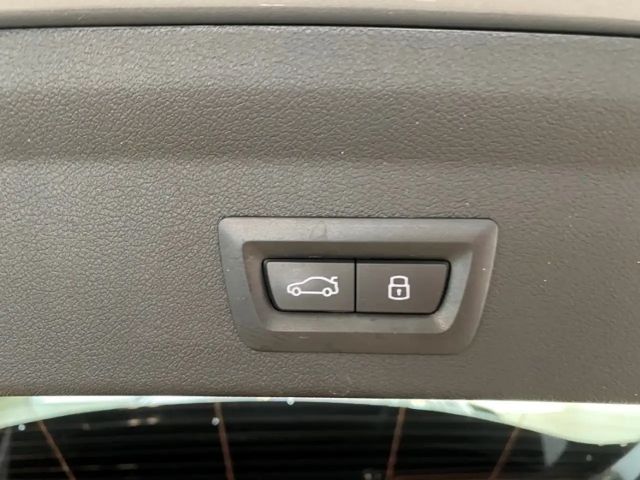 BMW 120 120d M-Sport Sedan