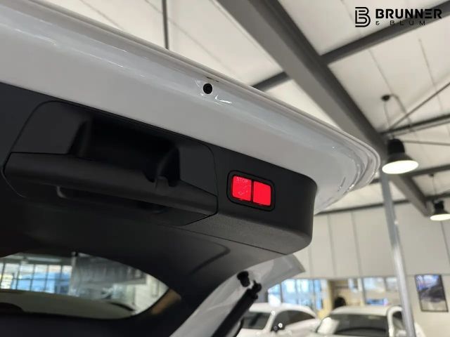 Mercedes-Benz GLB 200 AMG Line