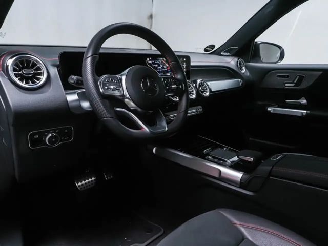 Mercedes-Benz EQB 300 4MATIC AMG Line