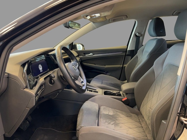 Volkswagen Golf 1.5 eTSI Golf VIII Style