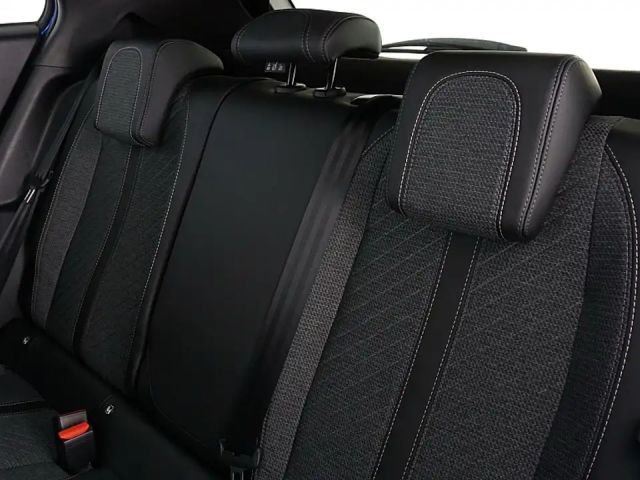 Peugeot 2008 Allure Pack PureTech