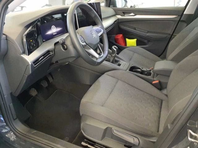 Volkswagen Golf 1.5 TSI Golf VIII Life Variant