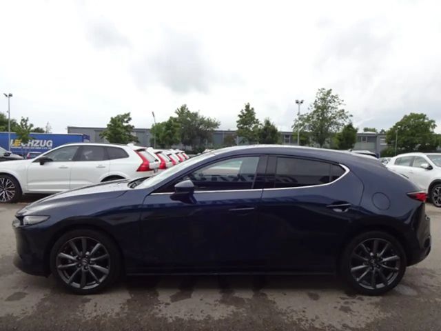 Mazda 3 Exclusive-line