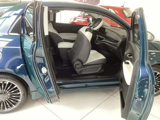 Fiat 500e La Prima by Bocelli