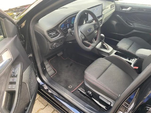 Ford Focus ST Line Wagon