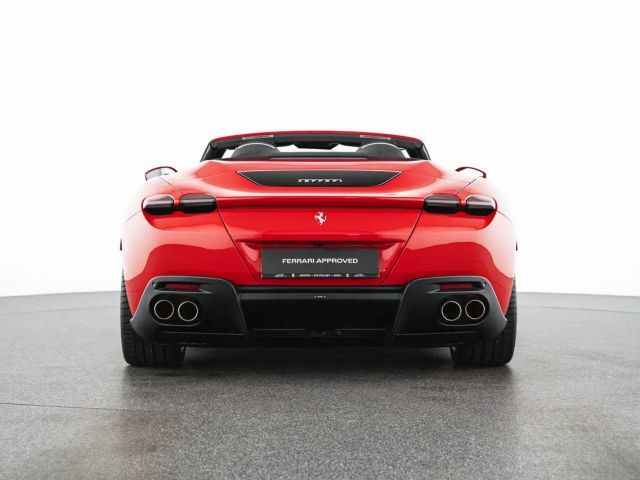 Ferrari Roma Spider
