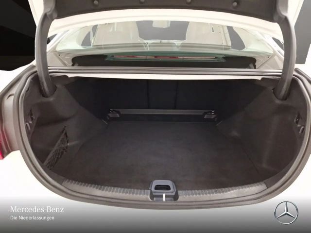 Mercedes-Benz C 200 AVANTGARDE C 200 d Sedan