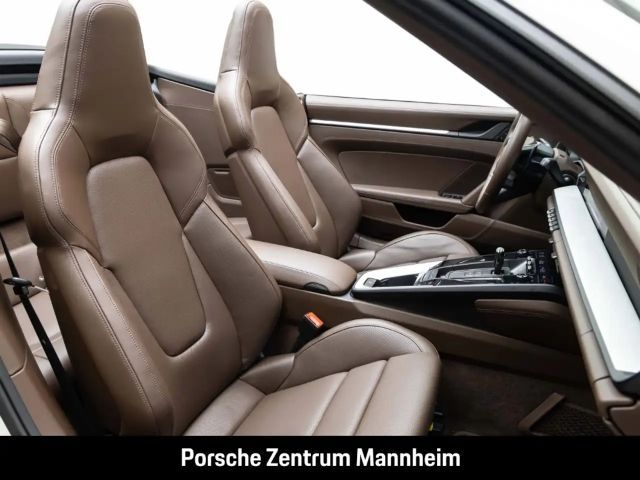 Porsche 992 4 Cabrio Carrera GTS