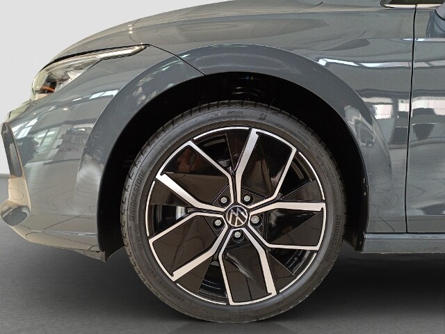 Volkswagen Golf 1,5 TSI EDITION50 AHV*L&S*PANO