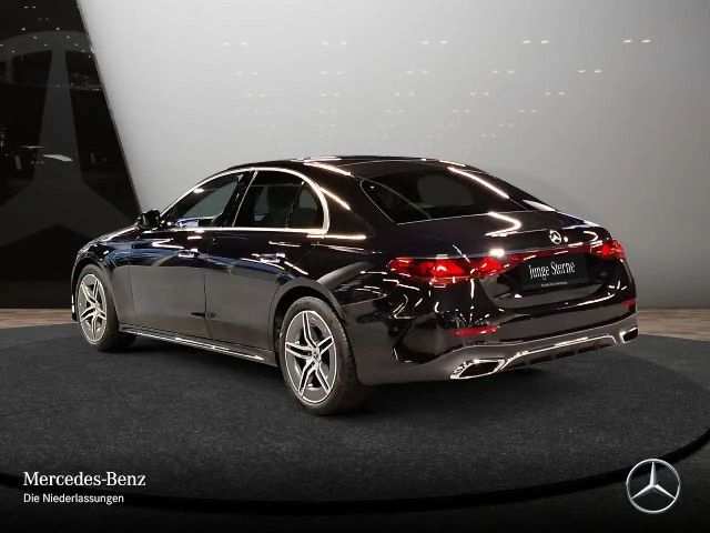 Mercedes-Benz E 200 AMG Line Sedan